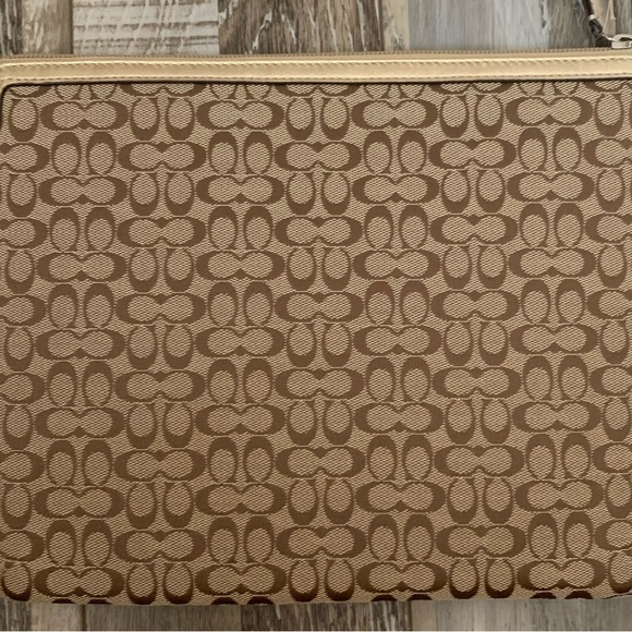 Coach Signature Tablet Sleeve Khaki/Metallic NEW - Picture 2 of 6